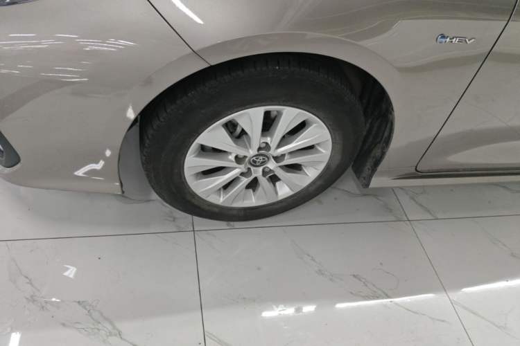 Used Toyota Corolla 2024 1.8L Smart Electric Hybrid Dual-Engine Pioneer Edition Left Front Wheel Hub