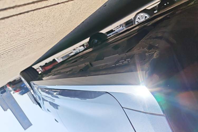 Used Toyota Corolla 2024 1.8L Smart Electric Hybrid Dual-Engine Elite Edition Left Side Sill