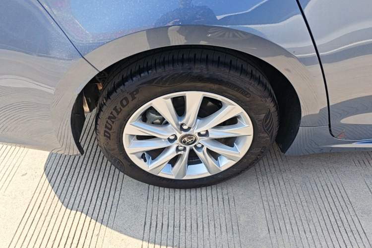 Used Toyota Corolla 2024 1.8L Smart Electric Hybrid Dual-Engine Elite Edition Right Rear Wheel Hub