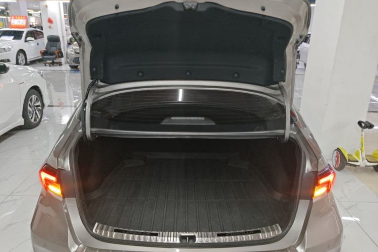 Used Toyota Corolla 2024 1.8L Smart Electric Hybrid Dual-Engine Pioneer Edition Trunk