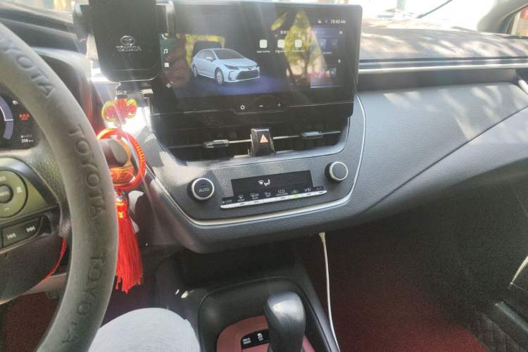 Used Toyota Corolla 2024 1.8L Smart Electric Hybrid Dual-Engine Pioneer Edition Audio And AC Panel