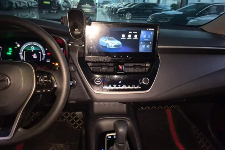Used Toyota Corolla 2024 1.8L Smart Electric Hybrid Dual-Engine Pioneer Edition Audio And AC Panel