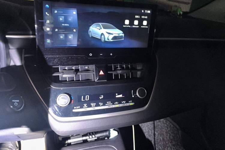 Used Toyota Corolla 2024 1.8L Smart Electric Hybrid Dual-Engine Pioneer Edition Audio And AC Panel