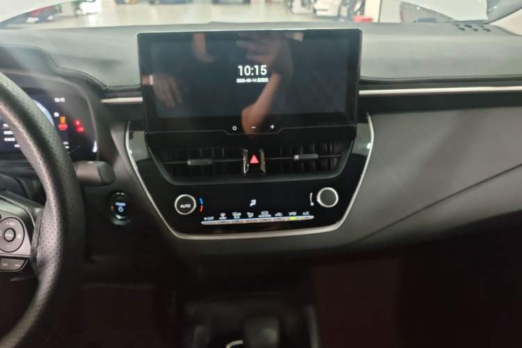 Used Toyota Corolla 2024 1.8L Smart Electric Hybrid Dual-Engine Pioneer Edition Audio And AC Panel