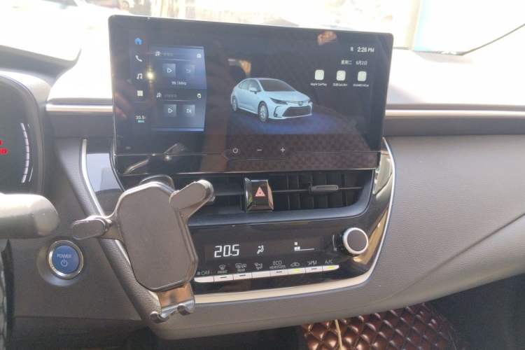 Used Toyota Corolla 2024 1.8L Smart Electric Hybrid Dual-Engine Pioneer Edition Audio And AC Panel