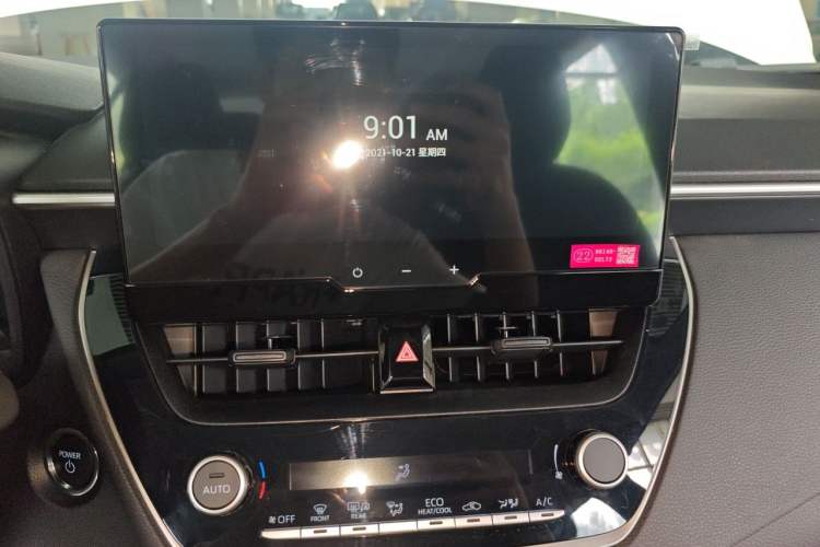 Used Toyota Corolla 2024 1.8L Smart Electric Hybrid Dual-Engine Pioneer Edition Audio And AC Panel