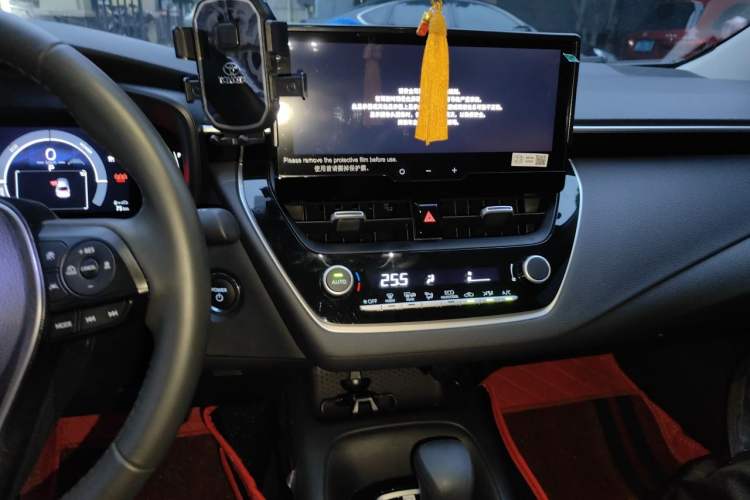 Used Toyota Corolla 2024 1.8L Smart Electric Hybrid Dual-Engine Elite Edition Audio And AC Panel
