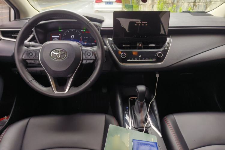 Used Toyota Corolla 2024 1.2T Elite Edition Center Console
