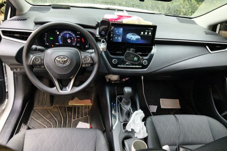 Used Toyota Corolla 2024 1.8L Smart Electric Hybrid Dual-Engine Pioneer Edition Center Console