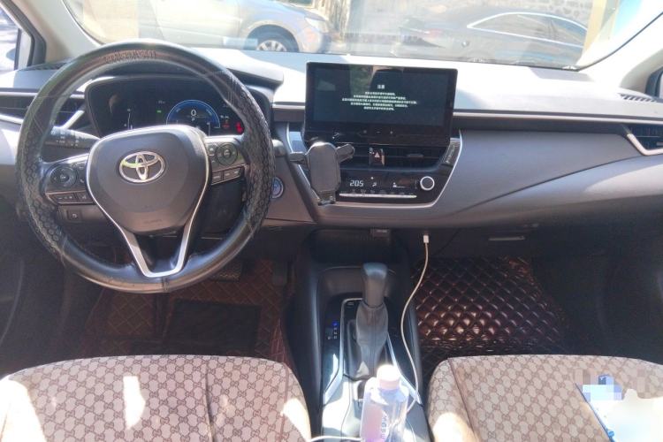 Used Toyota Corolla 2024 1.8L Smart Electric Hybrid Dual-Engine Pioneer Edition Center Console