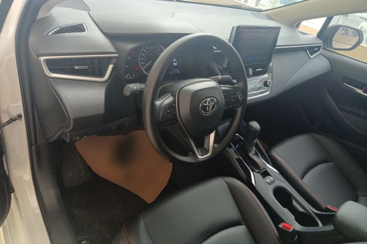 Used Toyota Corolla 2024 1.2T Elite Edition Center Console