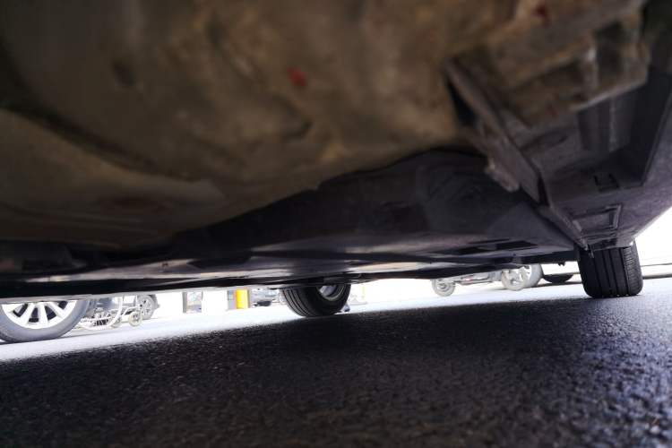 Used Toyota Corolla 2024 1.8L Smart Electric Hybrid Dual-Engine Elite Edition Chassis Front Left
