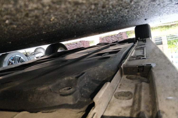 Used Toyota Corolla 2024 1.8L Smart Electric Hybrid Dual-Engine Pioneer Edition Chassis Front Right