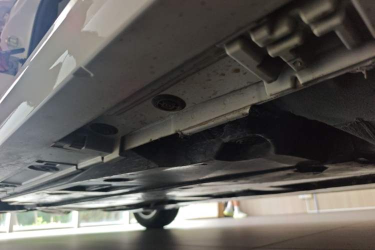 Used Toyota Corolla 2024 1.8L Smart Electric Hybrid Dual-Engine Pioneer Edition Chassis Front Right