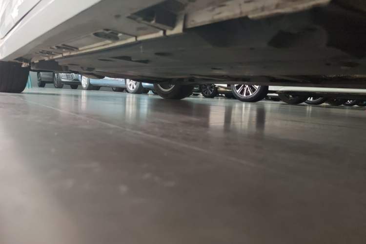 Used Toyota Corolla 2024 1.8L Smart Electric Hybrid Dual-Engine Elite Edition Chassis Front Right