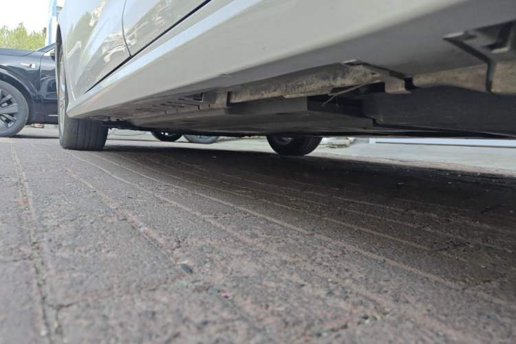 Used Toyota Corolla 2024 1.8L Smart Electric Hybrid Dual-Engine Elite Edition Chassis Rear Left