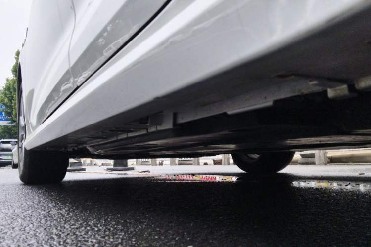 Used Toyota Corolla 2024 1.8L Smart Electric Hybrid Dual-Engine Elite Edition Chassis Rear Left