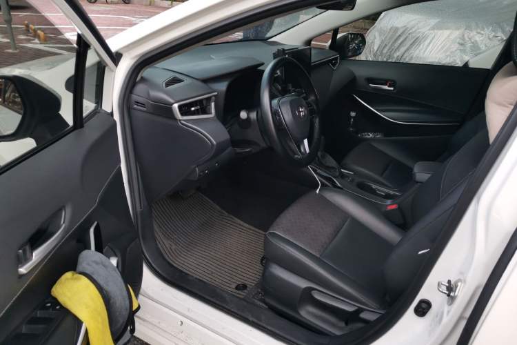 Used Toyota Corolla 2024 1.8L Smart Electric Hybrid Dual-Engine Elite Edition Driver Seat