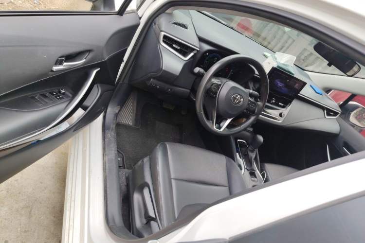 Used Toyota Corolla 2024 1.8L Smart Electric Hybrid Dual-Engine Elite Edition Driver Seat