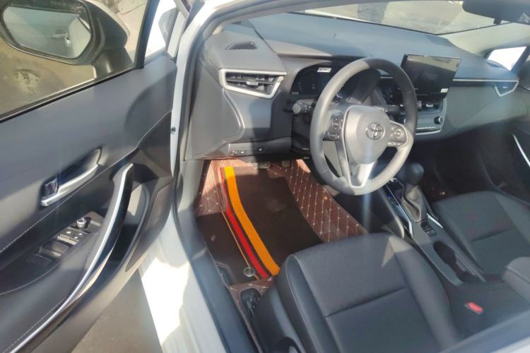 Used Toyota Corolla 2024 1.8L Smart Electric Hybrid Dual-Engine Elite Edition Driver Seat