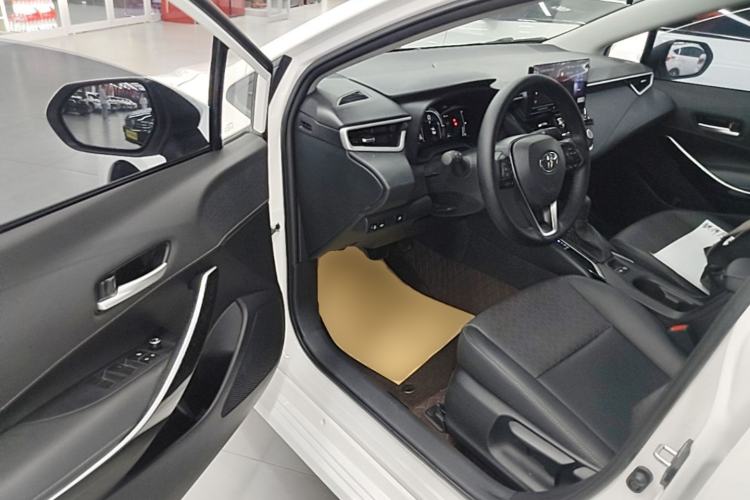 Used Toyota Corolla 2024 1.8L Smart Electric Hybrid Dual-Engine Elite Edition Driver Seat