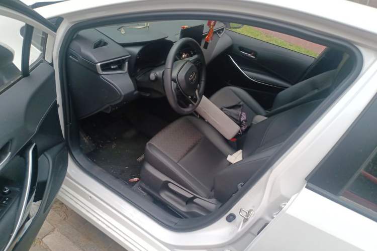 Used Toyota Corolla 2024 1.8L Smart Electric Hybrid Dual-Engine Elite Edition Driver Seat