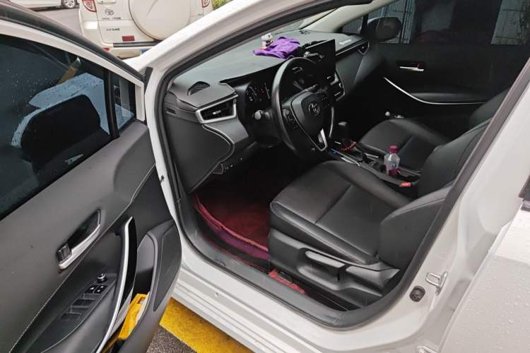 Used Toyota Corolla 2024 1.8L Smart Electric Hybrid Dual-Engine Elite Edition Driver Seat