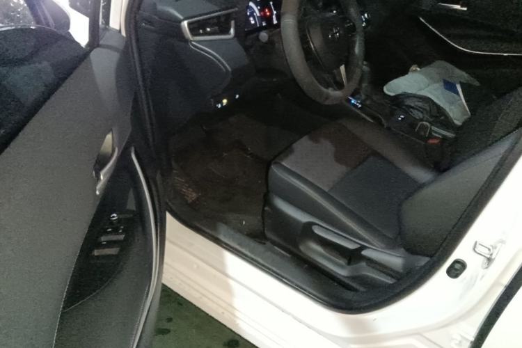 Used Toyota Corolla 2024 1.8L Smart Electric Hybrid Dual-Engine Elite Edition Driver Seat