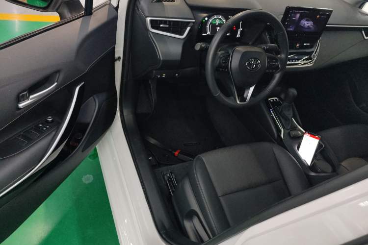 Used Toyota Corolla 2024 1.8L Smart Electric Hybrid Dual-Engine Elite Edition Driver Seat
