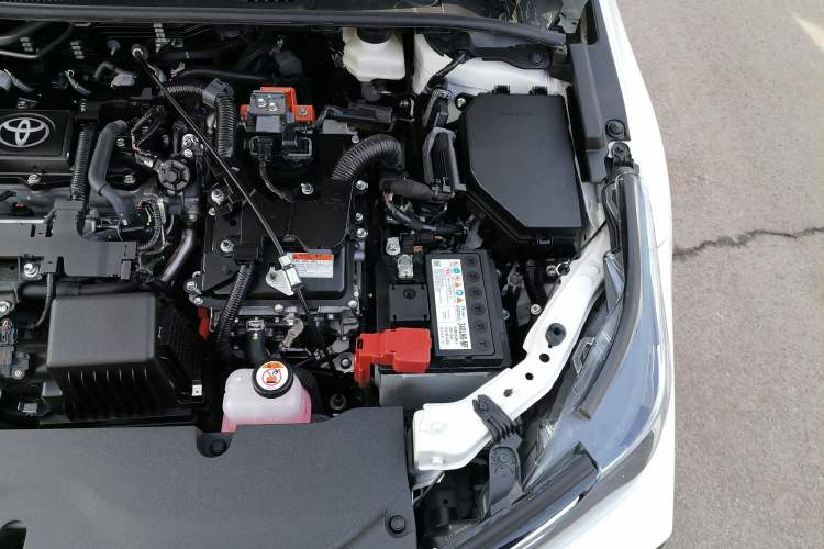 Used Toyota Corolla 2024 1.8L Smart Electric Hybrid Dual-Engine Elite Edition Engine Bay Left