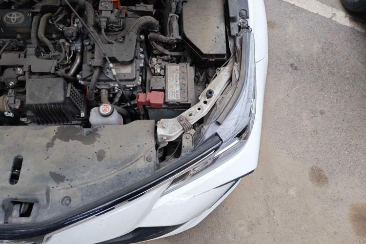 Used Toyota Corolla 2024 1.8L Smart Electric Hybrid Dual-Engine Elite Edition Engine Bay Left