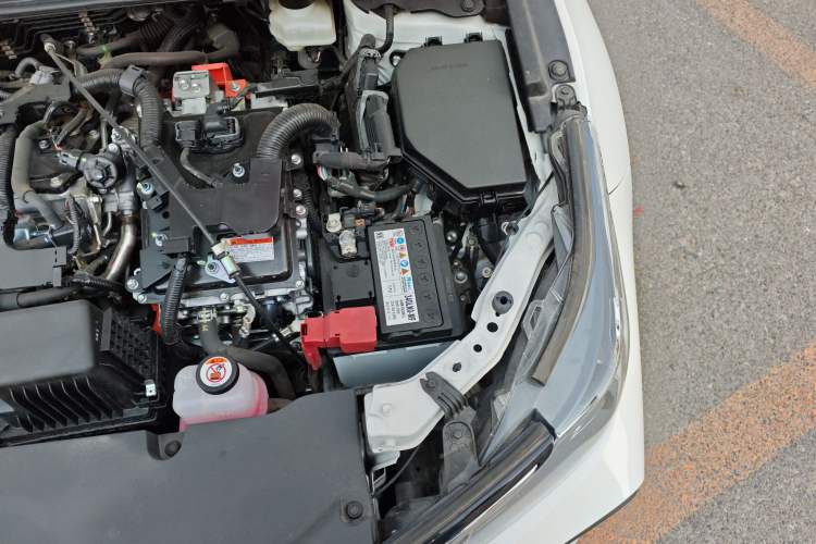 Used Toyota Corolla 2024 1.8L Smart Electric Hybrid Dual-Engine Elite Edition Engine Bay Left