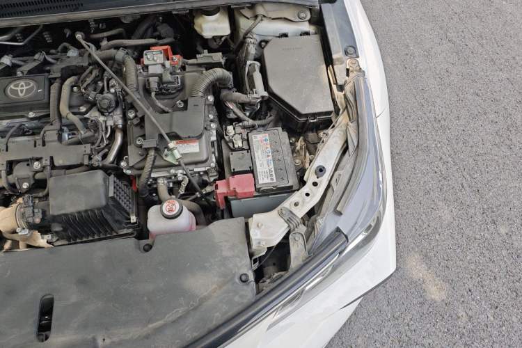 Used Toyota Corolla 2024 1.8L Smart Electric Hybrid Dual-Engine Pioneer Edition Engine Bay Left
