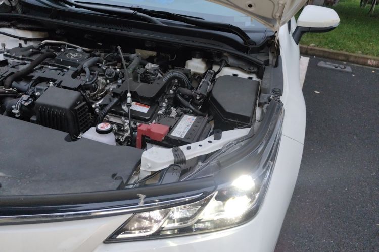 Used Toyota Corolla 2024 1.8L Smart Electric Hybrid Dual-Engine Elite Edition Engine Bay Left