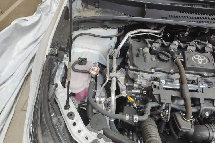 Used Toyota Corolla 2024 1.8L Smart Electric Hybrid Dual-Engine Pioneer Edition Engine Bay Right