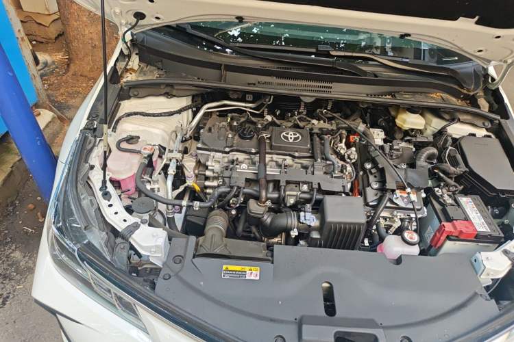 Used Toyota Corolla 2024 1.8L Smart Electric Hybrid Dual-Engine Elite Edition Engine Bay Right