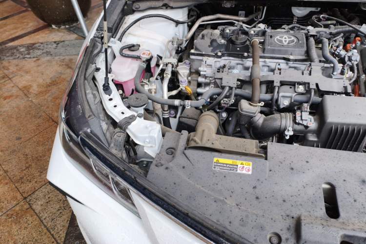 Used Toyota Corolla 2024 1.8L Smart Electric Hybrid Dual-Engine Elite Edition Engine Bay Right