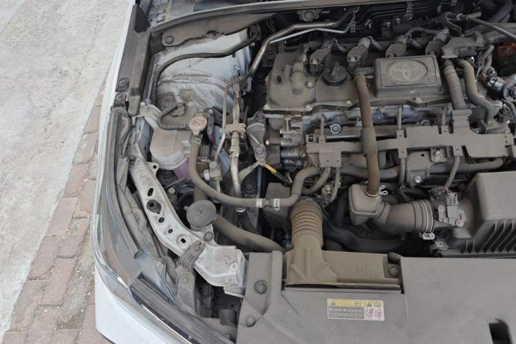 Used Toyota Corolla 2024 1.8L Smart Electric Hybrid Dual-Engine Elite Edition Engine Bay Right