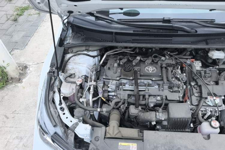 Used Toyota Corolla 2024 1.8L Smart Electric Hybrid Dual-Engine Elite Edition Engine Bay Right