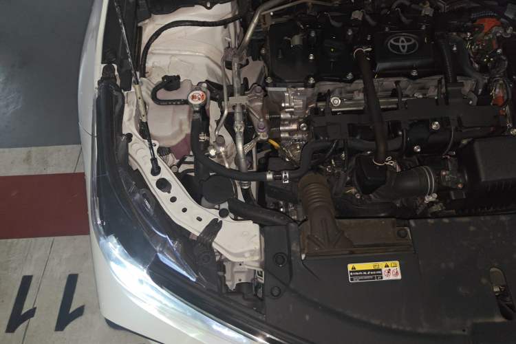 Used Toyota Corolla 2024 1.8L Smart Electric Hybrid Dual-Engine Pioneer Edition Engine Bay Right