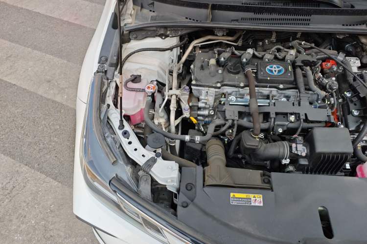 Used Toyota Corolla 2024 1.8L Smart Electric Hybrid Dual-Engine Elite Edition Engine Bay Right