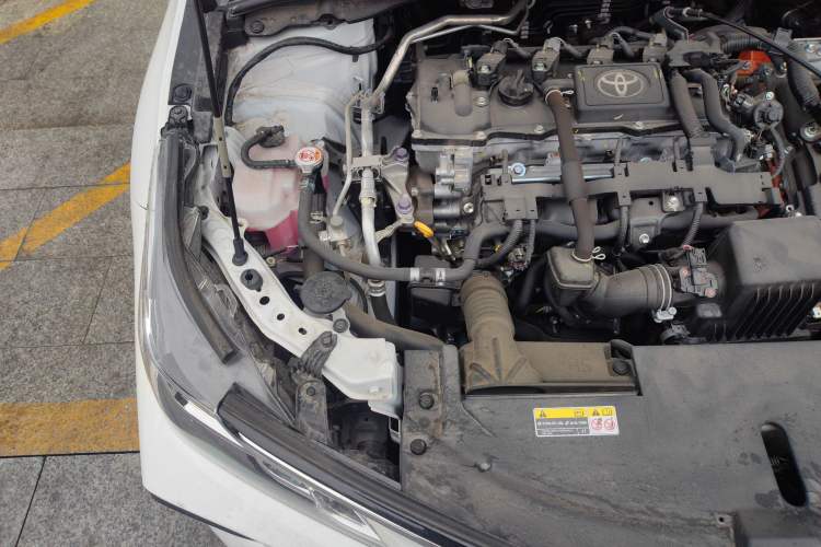 Used Toyota Corolla 2024 1.8L Smart Electric Hybrid Dual-Engine Elite Edition Engine Bay Right