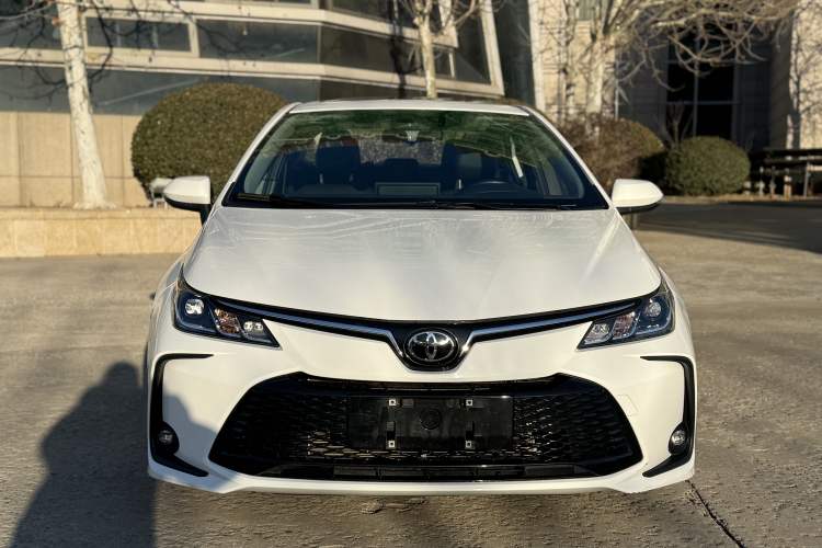 Used Toyota Corolla 2024 1.8L Smart Electric Hybrid Dual-Engine Elite Edition Exterior 1