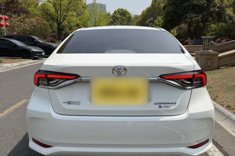 Used Toyota Corolla 2024 1.8L Smart Electric Hybrid Dual-Engine Elite Edition Exterior 11
