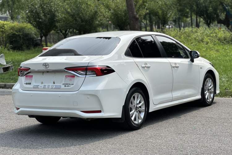 Used Toyota Corolla 2024 1.8L Smart Electric Hybrid Dual-Engine Elite Edition Exterior 3