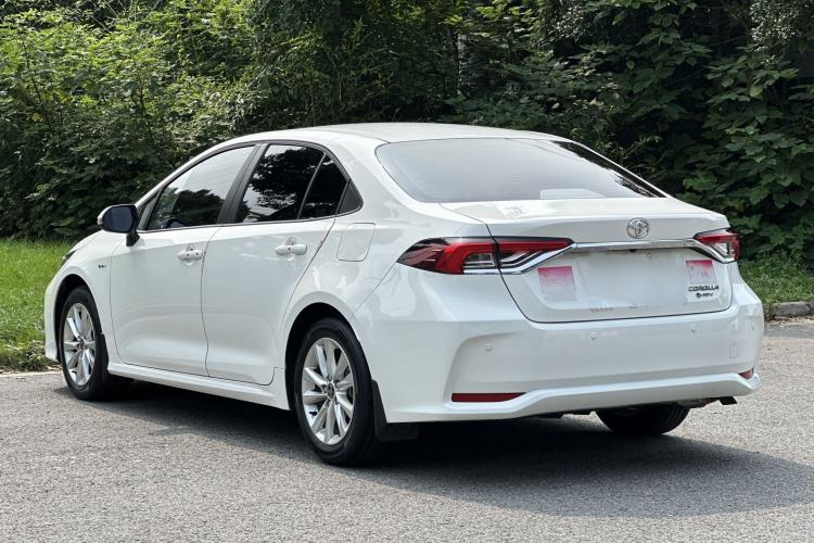 Used Toyota Corolla 2024 1.8L Smart Electric Hybrid Dual-Engine Elite Edition Exterior 5