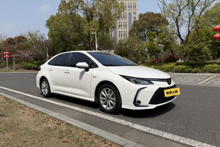 Used Toyota Corolla 2024 1.8L Smart Electric Hybrid Dual-Engine Elite Edition Exterior 5