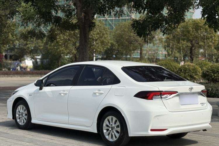 Used Toyota Corolla 2024 1.8L Smart Electric Hybrid Dual-Engine Pioneer Edition Exterior 5