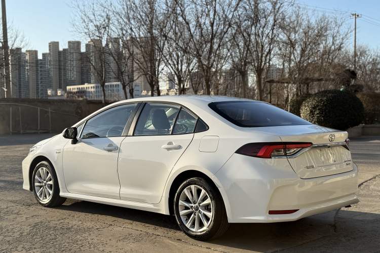 Used Toyota Corolla 2024 1.8L Smart Electric Hybrid Dual-Engine Elite Edition Exterior 5