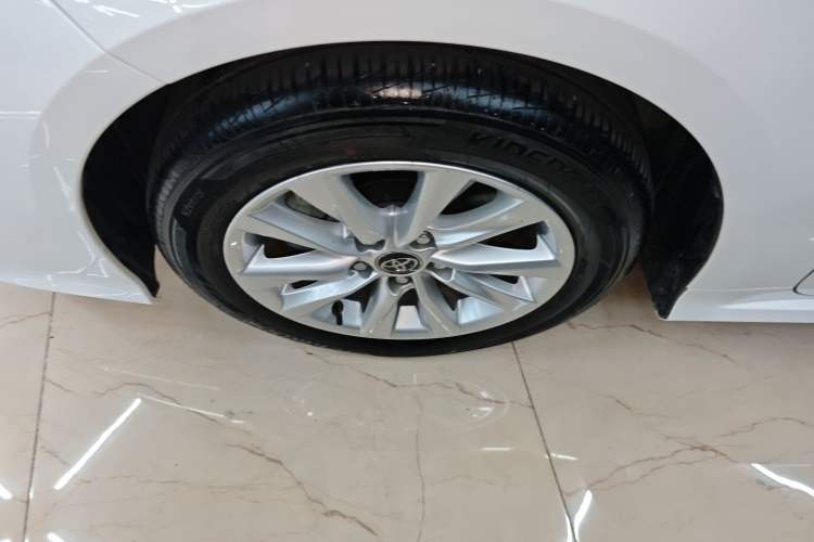 Used Toyota Corolla 2024 1.8L Smart Electric Hybrid Dual-Engine Elite Edition Exterior 7